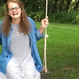 Meet your Posher, Phoebe